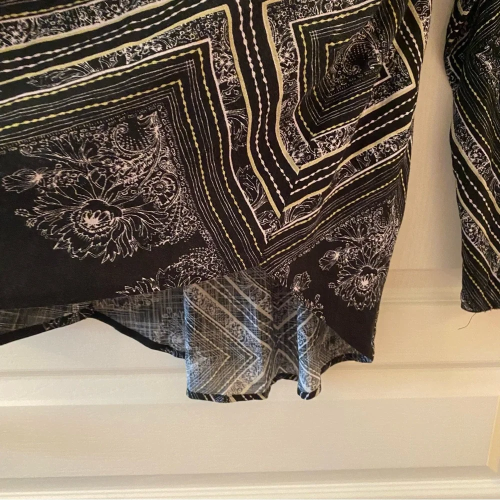 FREE PEOPLE Walking on a Dream Tunic Blouse in Black & White - M